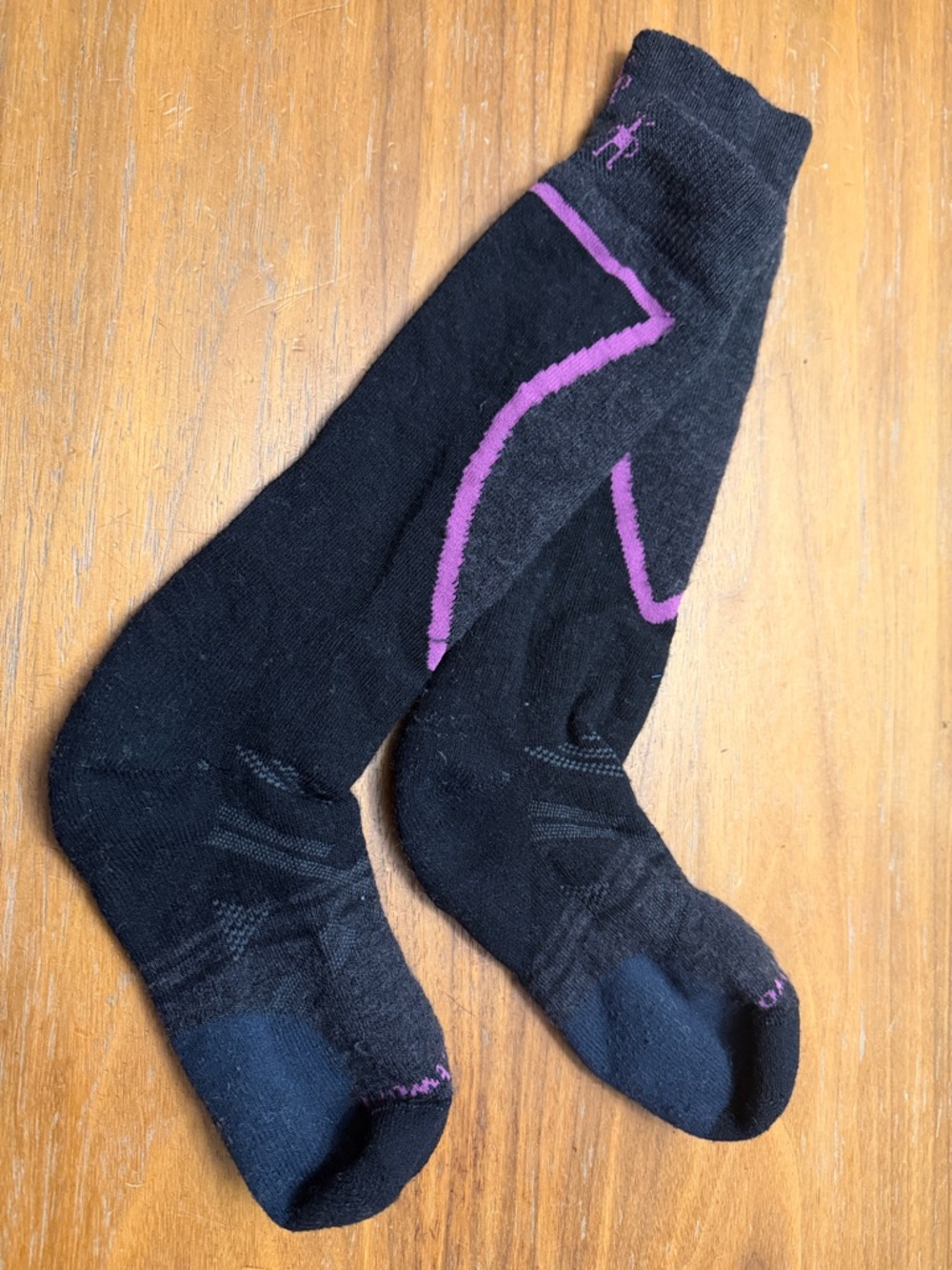 Smart Wool Women's Ski Over The Calf Socks